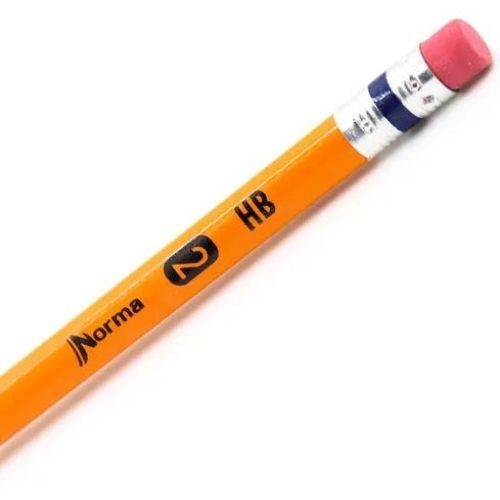 Lapiz De Grafito Norma Triangulares 2HB PArte Inferior Del Lapiz