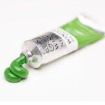 Oleo Winton De 200ml y 37ml En Todos Los Colores Verde De 37ml Echando Pintura