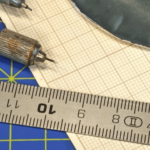 block de papel milimetrado medio pliego 70x50 cm 50 hojas nessan compaz